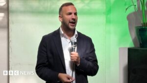 Metropolitan Police Decline Further Action Against Green Party Leader Over Controversial Guillotine Image