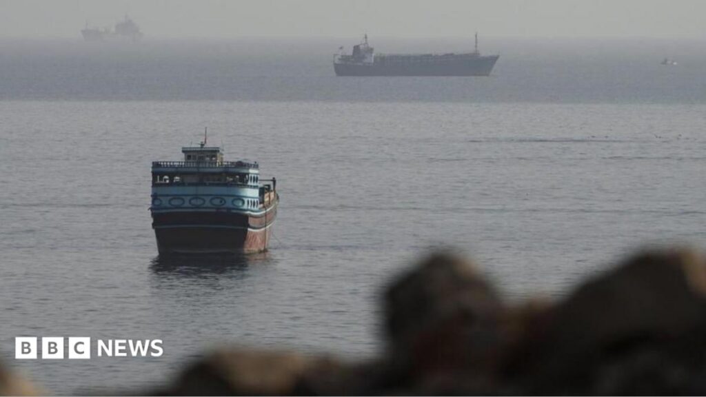 Navigating Uncertainty: Iran-Oman Talks and US-Iran Negotiation Prospects Amid Strait of Hormuz Tensions